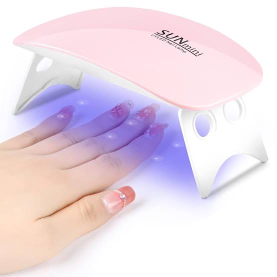 SUNmini UV LED Nail Lamp pink mouse shape in use