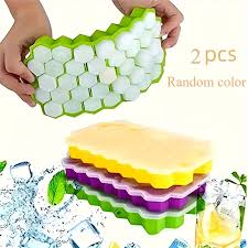 Pack of 2 honeycomb silicone ice cube trays random color